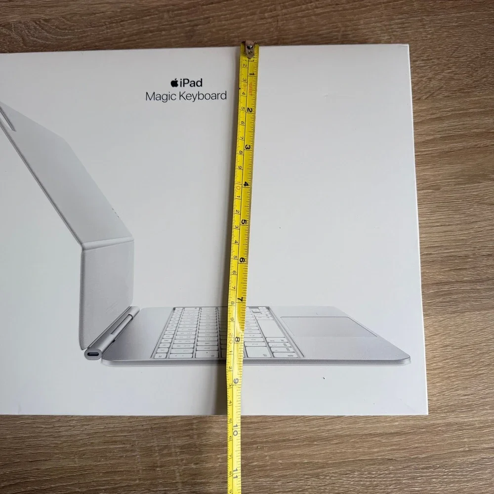 Apple iPad Magic Keyboard for iPad Pro 13-inch M4 White MWR43LL/A BOX ONLY EMPTY